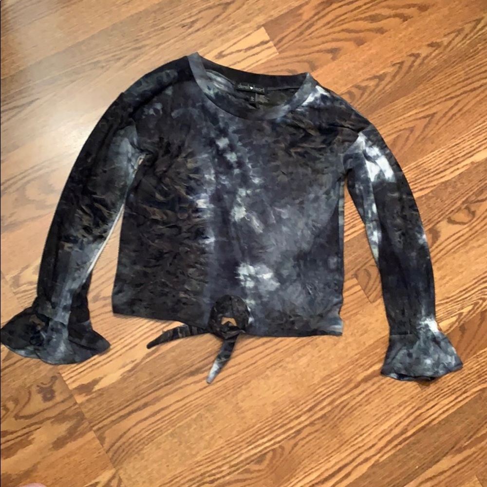 Derek Heart Long sleeve top; New without tags